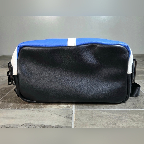 HEROES & VILLAINS AHSOKA TANO STAR WARS TROOPER MINI BACKPACK. - Picture 5 of 8